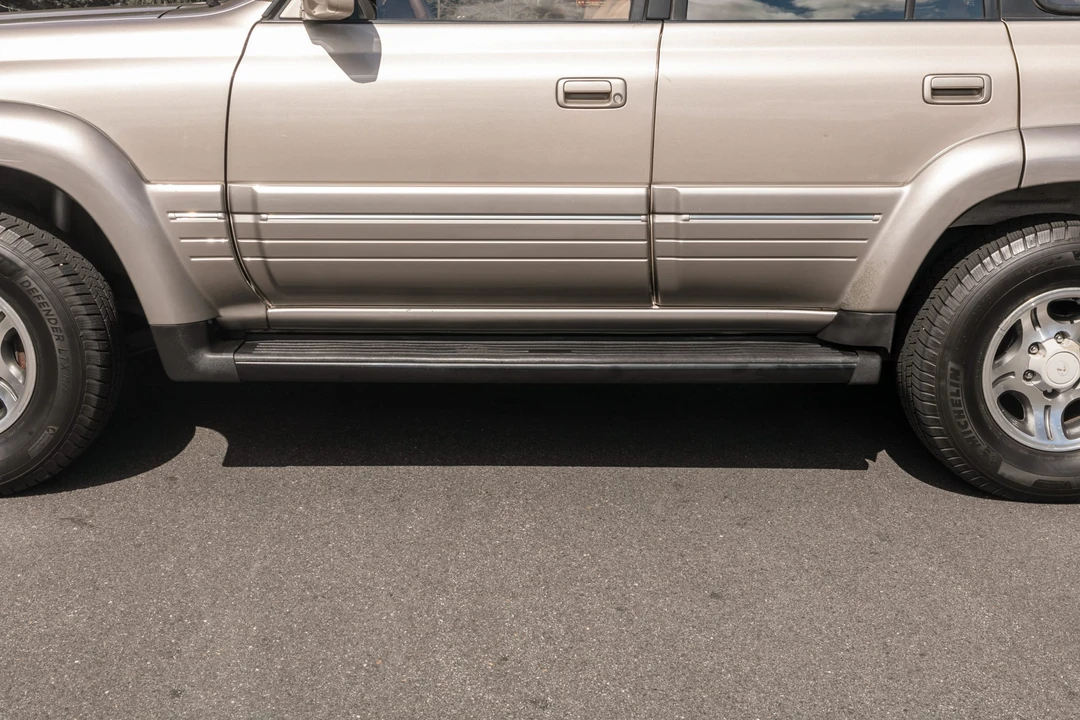 1997 Lexus LX 1st Gen - Image 24 of 31