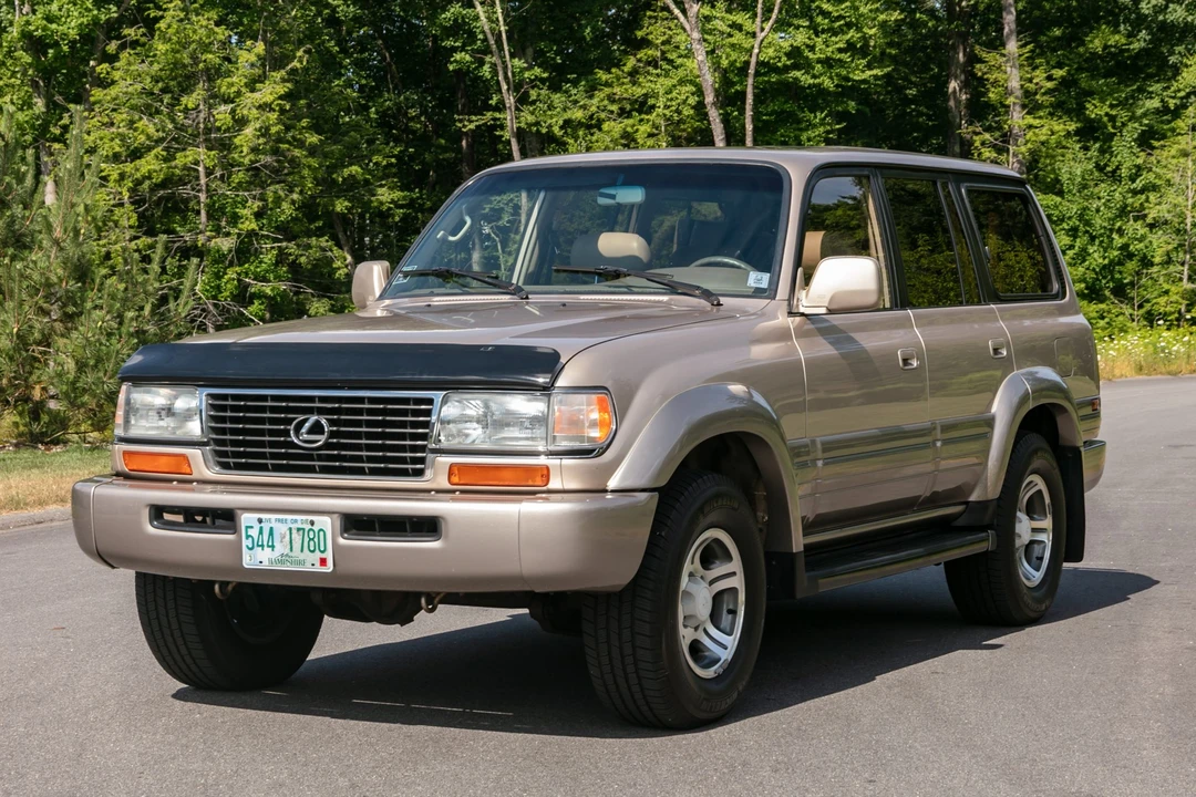 1997 Lexus LX 1st Gen - Image 2 of 31