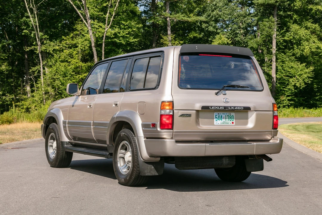 1997 Lexus LX 1st Gen - Image 9 of 31