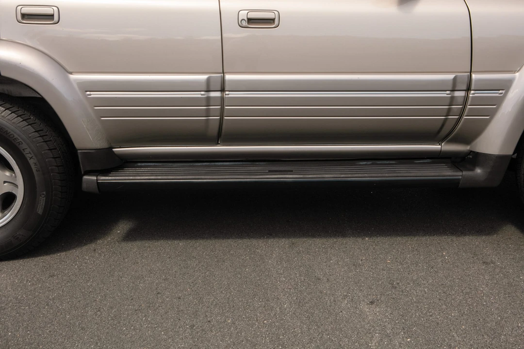 1997 Lexus LX 1st Gen - Image 25 of 31