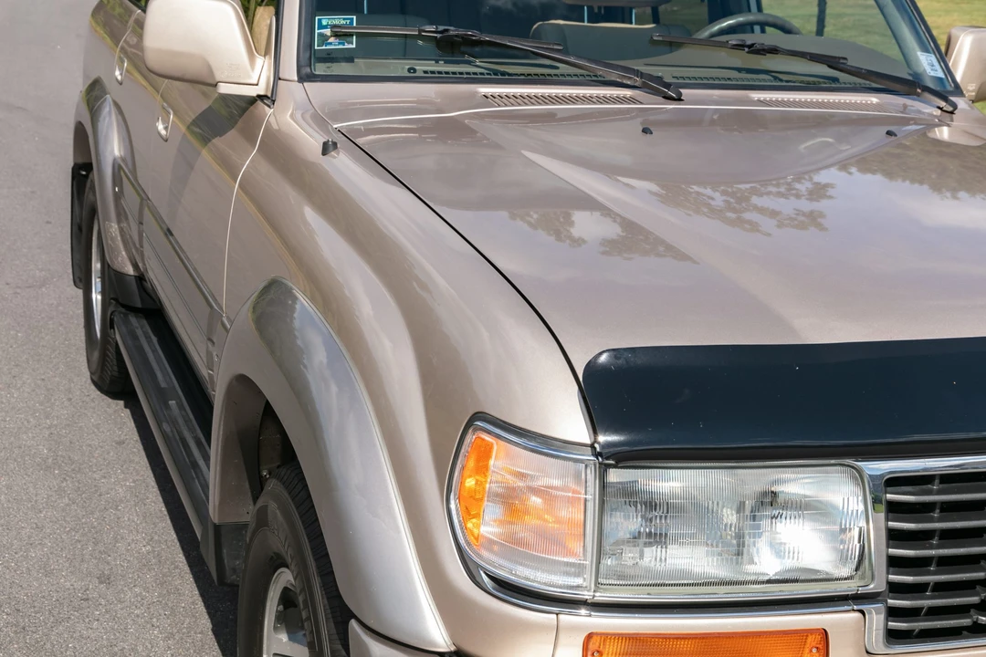 1997 Lexus LX 1st Gen - Image 14 of 31