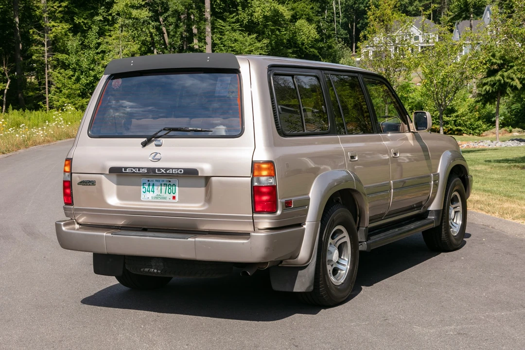 1997 Lexus LX 1st Gen - Image 7 of 31