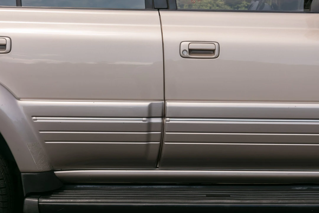 1997 Lexus LX 1st Gen - Image 27 of 31