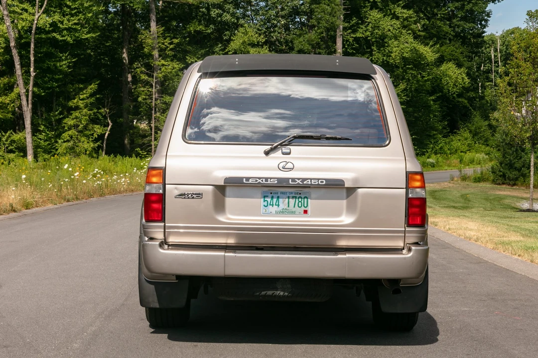1997 Lexus LX 1st Gen - Image 8 of 31