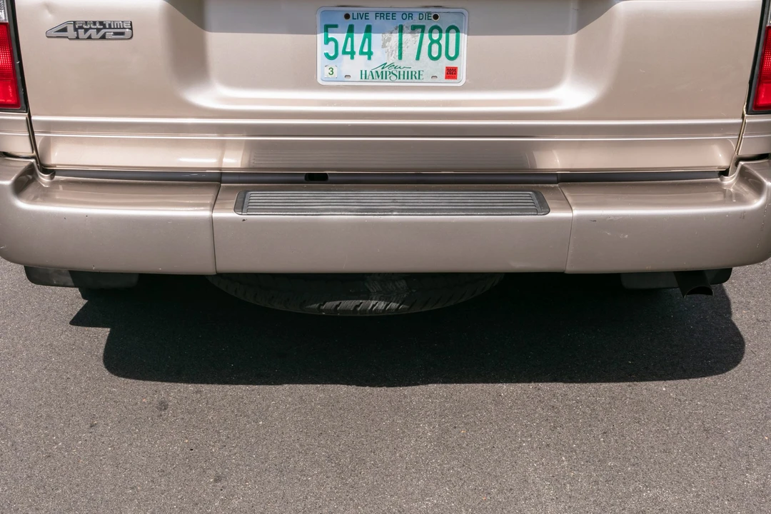 1997 Lexus LX 1st Gen - Image 20 of 31