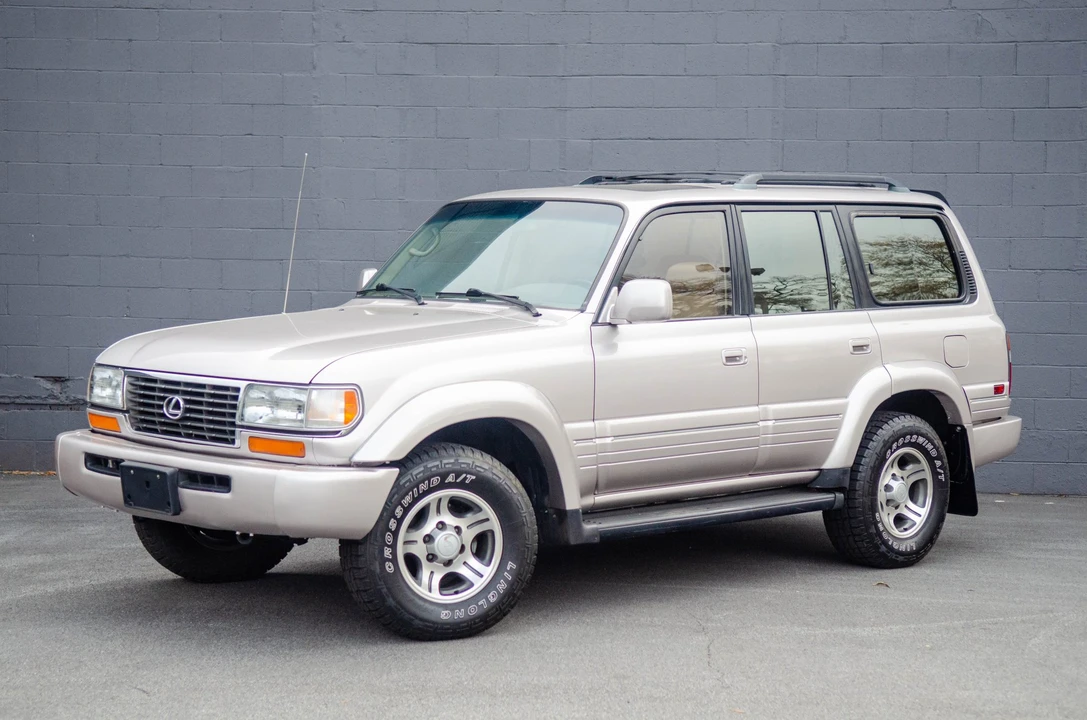1997 Lexus LX 1st Gen - Image 2 of 31