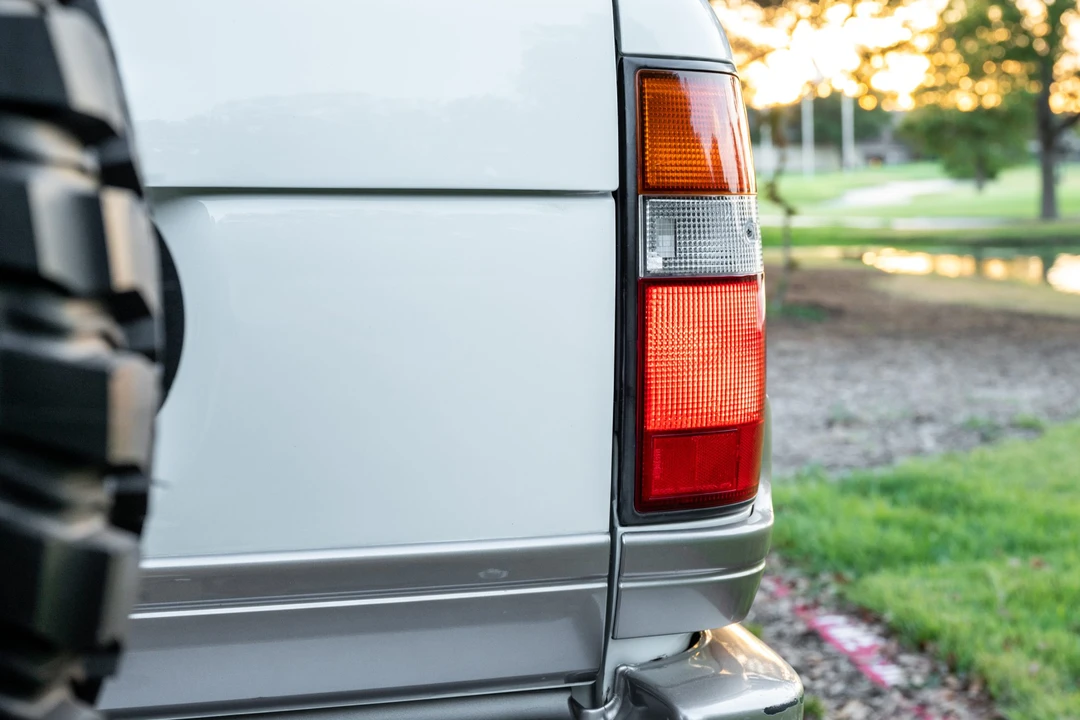 1997 Lexus LX 1st Gen - Image 18 of 31