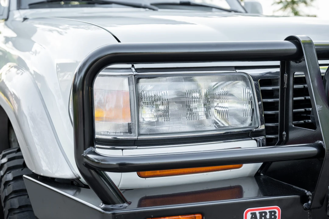 1997 Lexus LX 1st Gen - Image 11 of 31