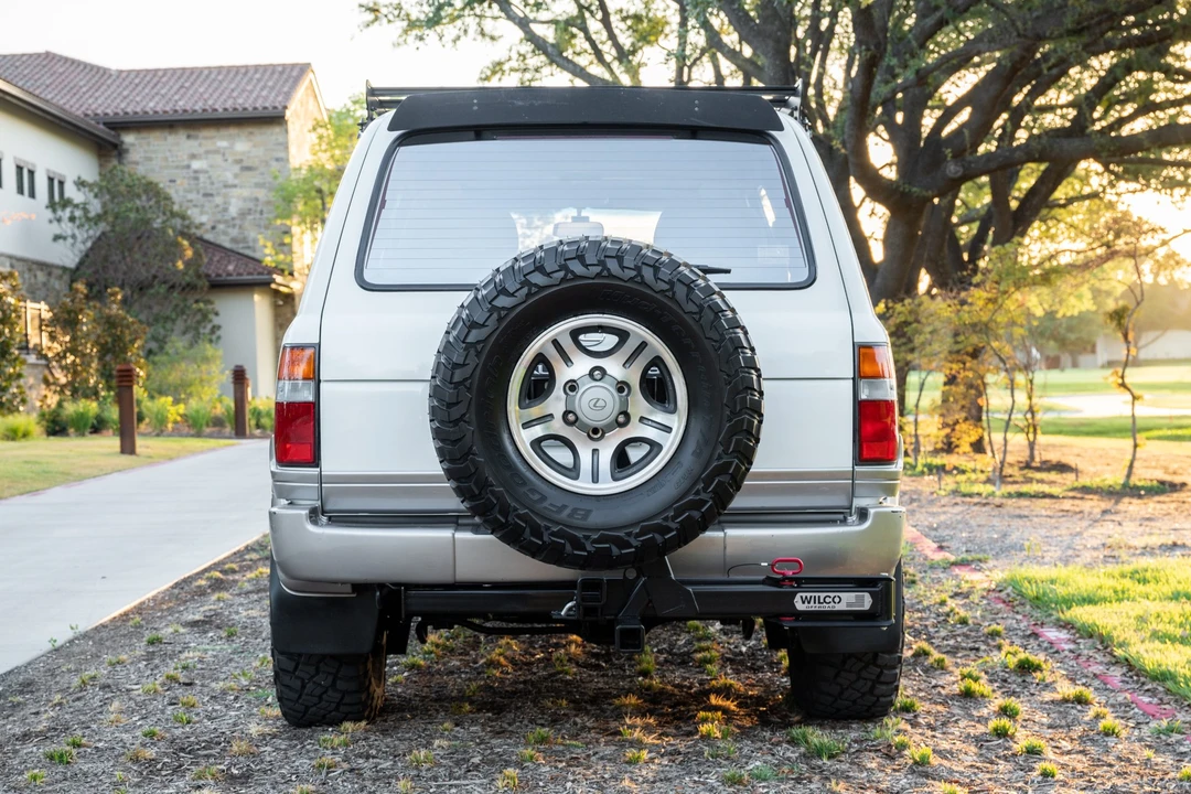 1997 Lexus LX 1st Gen - Image 6 of 31