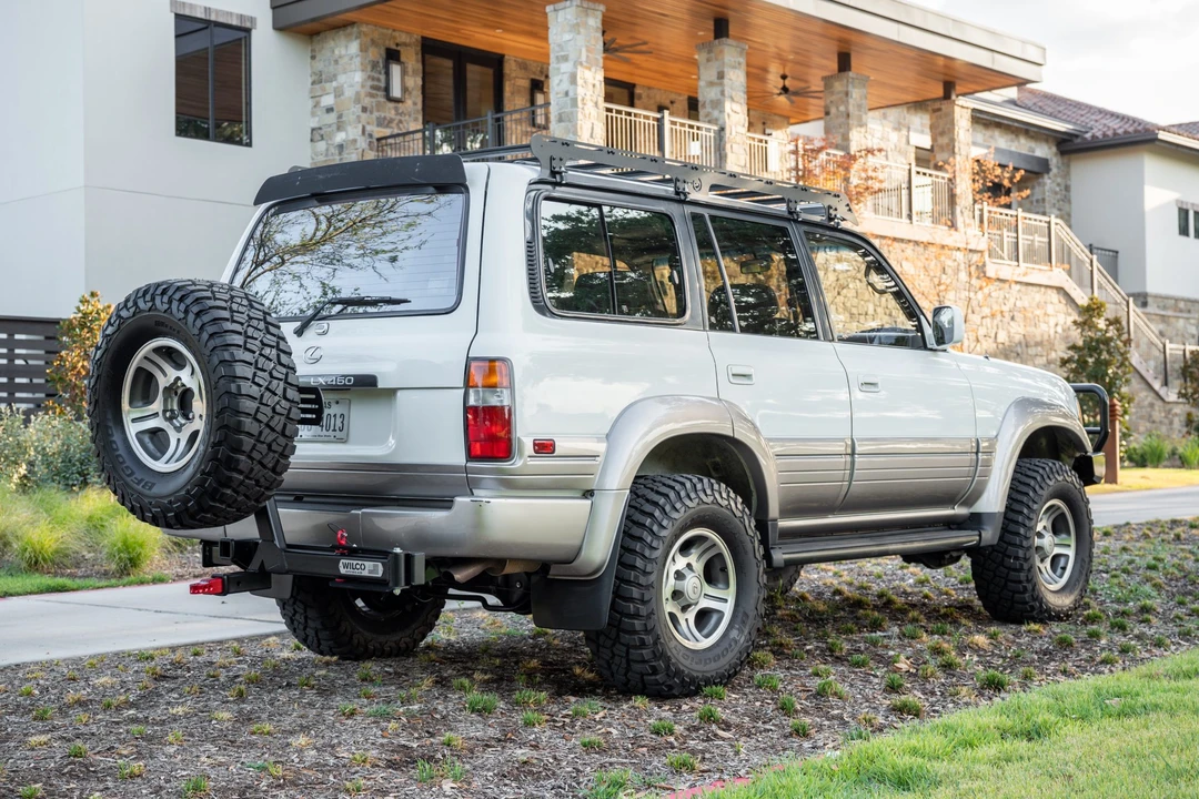 1997 Lexus LX 1st Gen - Image 5 of 31