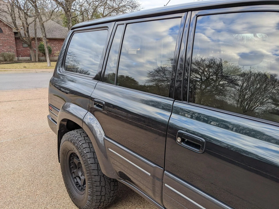 1997 Lexus LX 1st Gen - Image 13 of 31