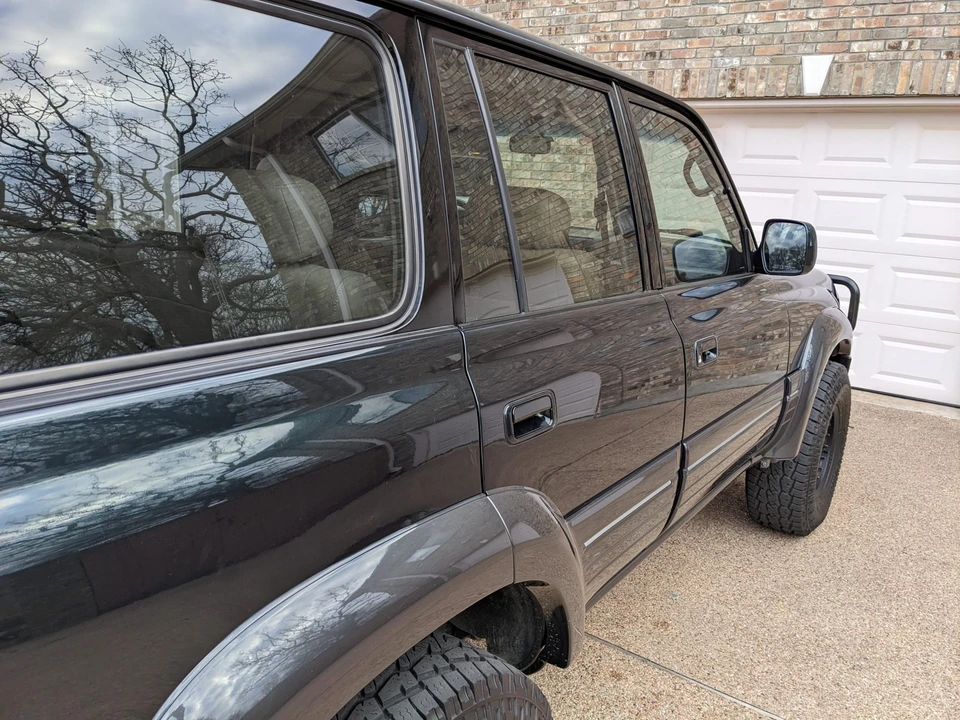 1997 Lexus LX 1st Gen - Image 18 of 31