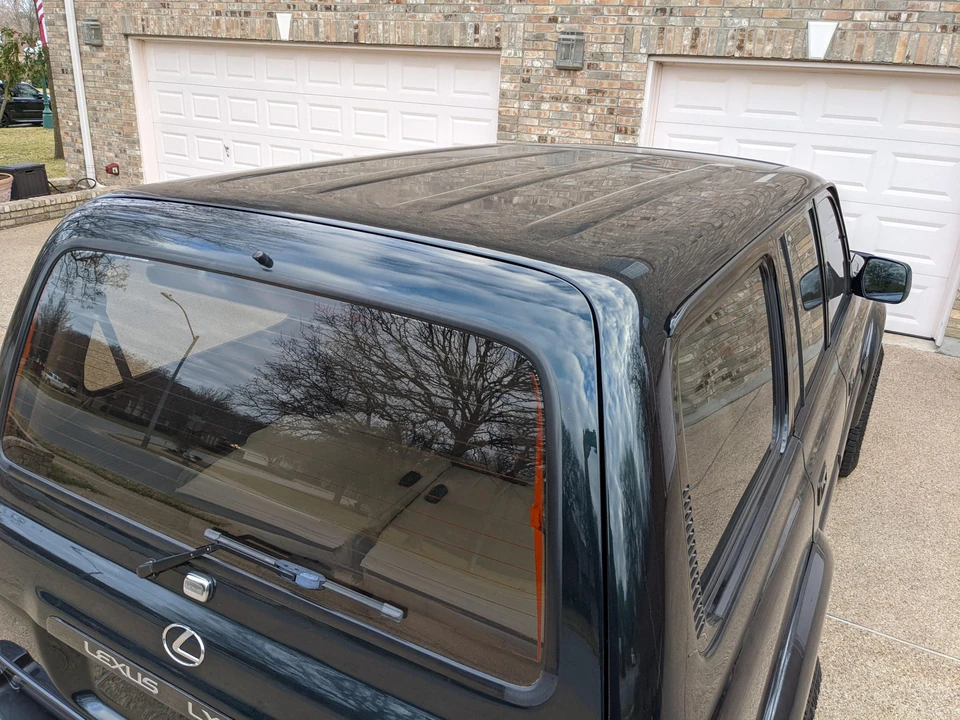 1997 Lexus LX 1st Gen - Image 28 of 31