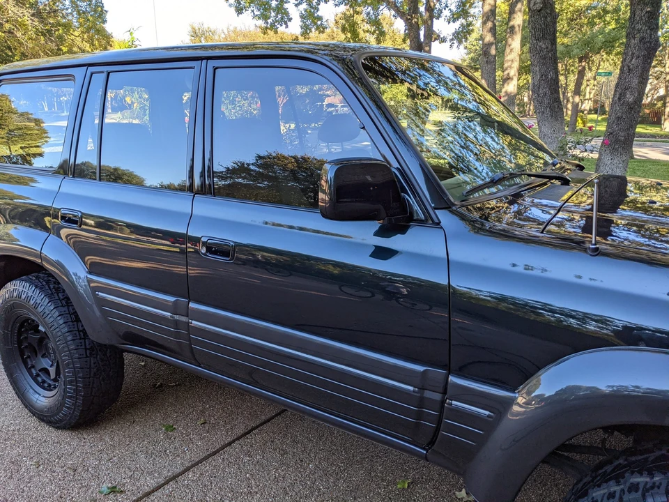 1997 Lexus LX 1st Gen - Image 14 of 31