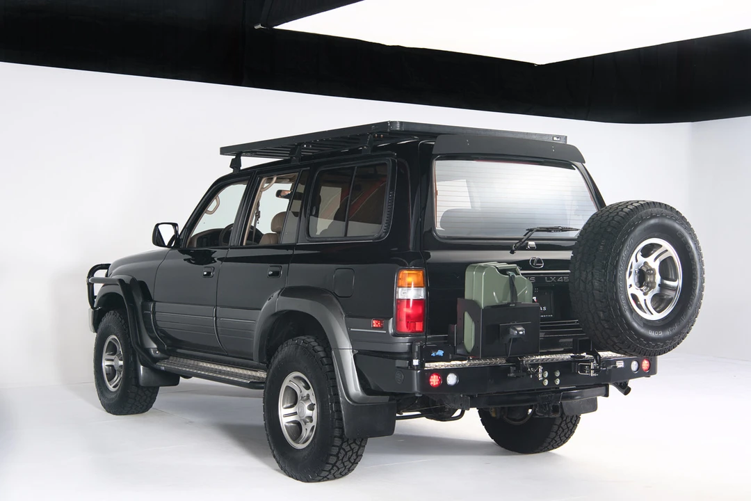 1997 Lexus LX 1st Gen - Image 4 of 31