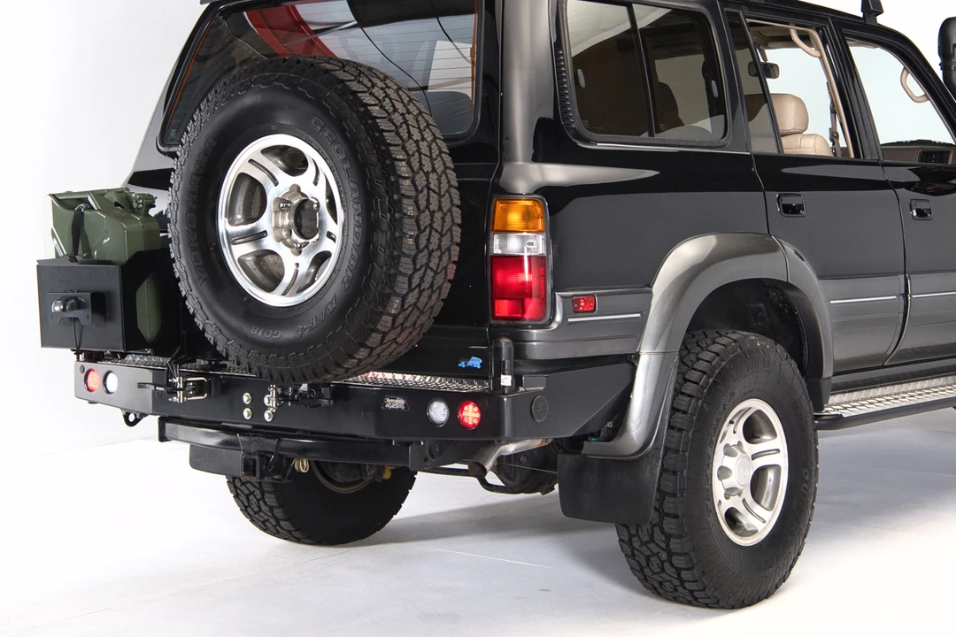 1997 Lexus LX 1st Gen - Image 26 of 31