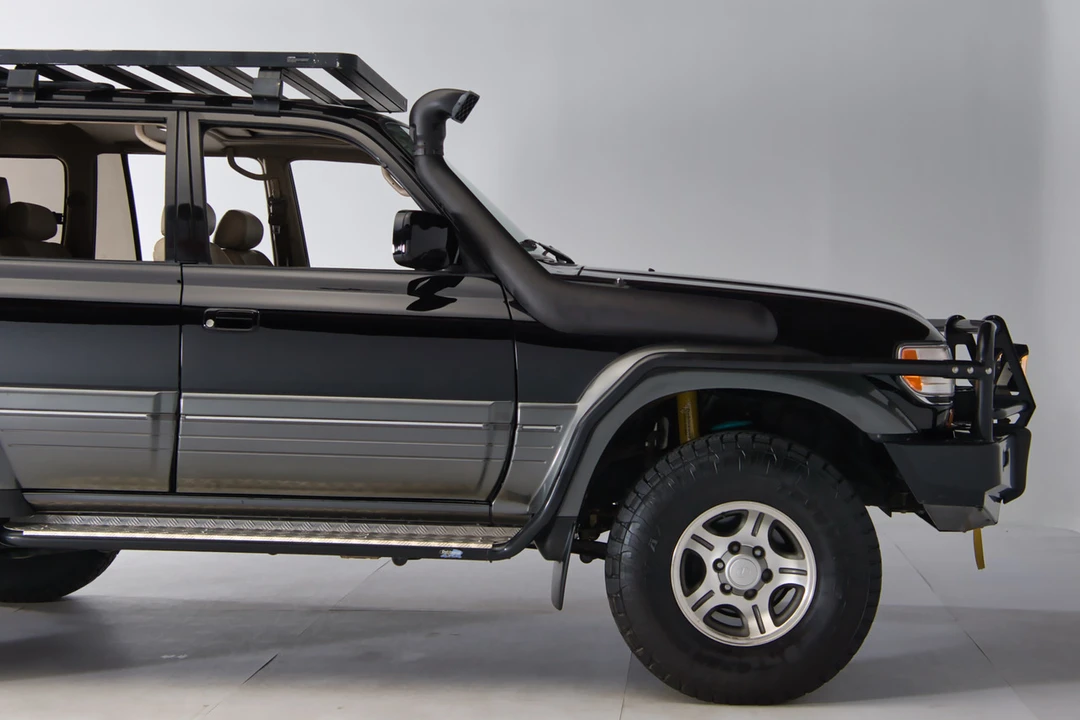 1997 Lexus LX 1st Gen - Image 16 of 31