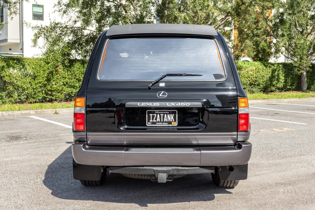 1997 Lexus LX 1st Gen - Image 6 of 31