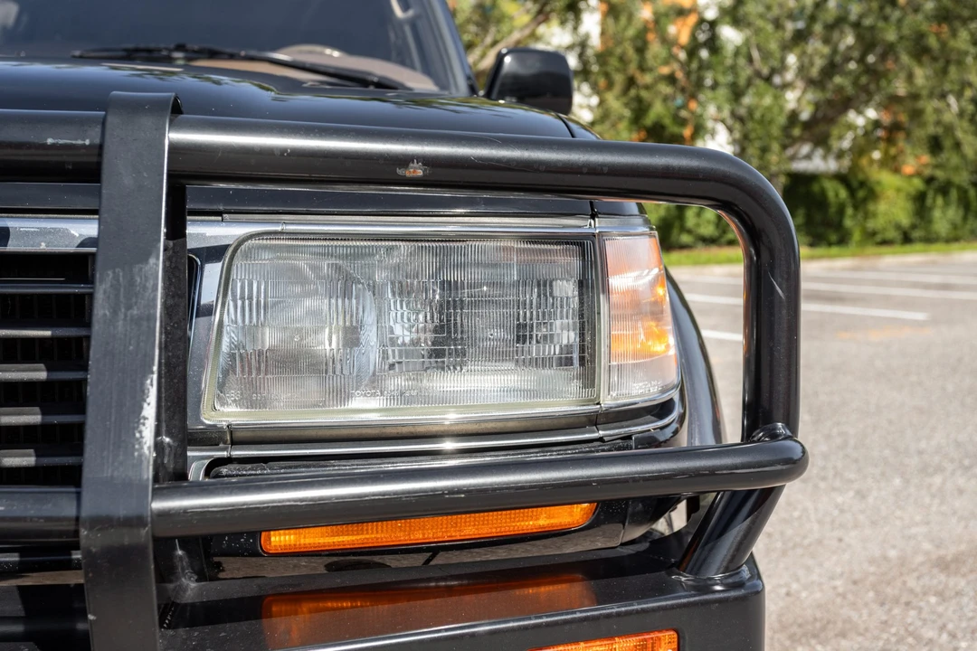 1997 Lexus LX 1st Gen - Image 15 of 31