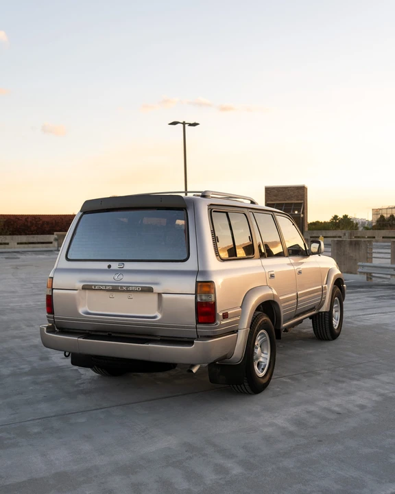 1997 Lexus LX 1st Gen - Image 14 of 31