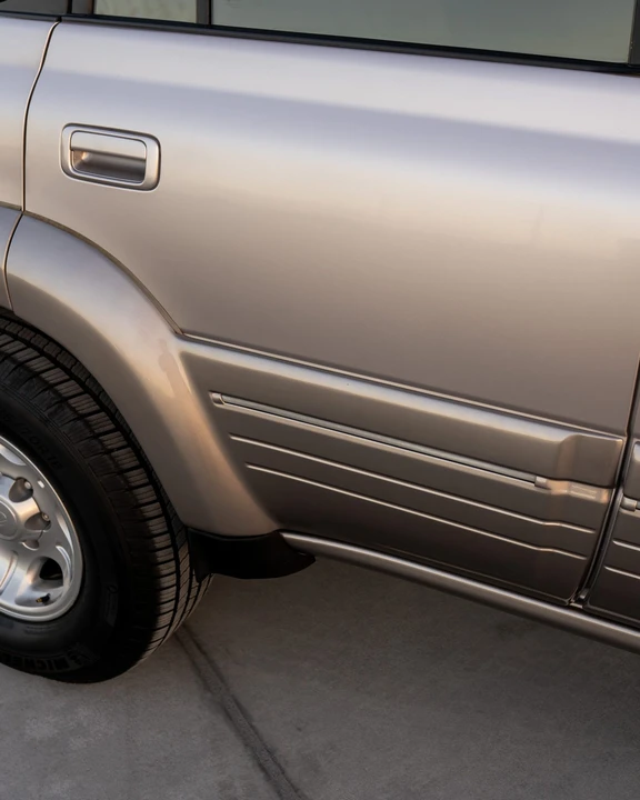 1997 Lexus LX 1st Gen - Image 26 of 31