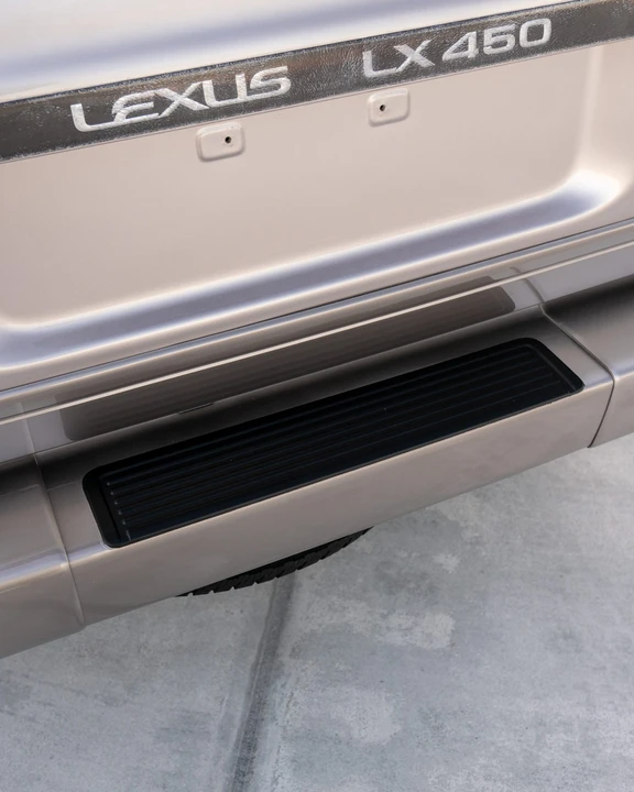 1997 Lexus LX 1st Gen - Image 29 of 31