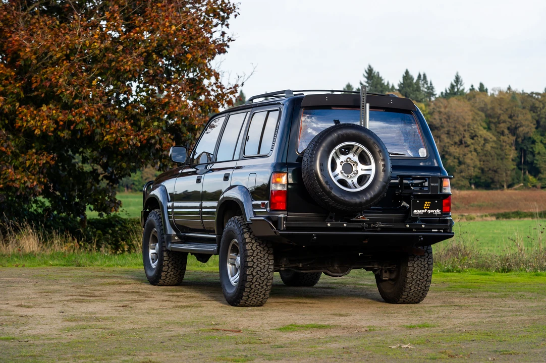 1997 Lexus LX 1st Gen - Image 10 of 31