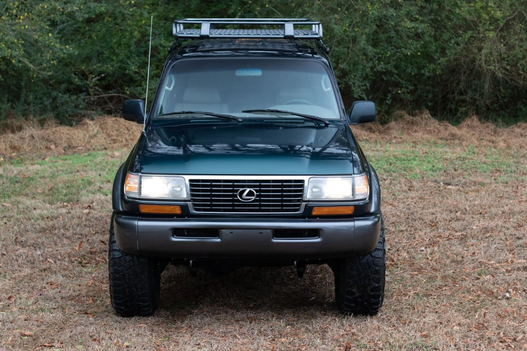 1997 Lexus LX 1st Gen - Image 4 of 31