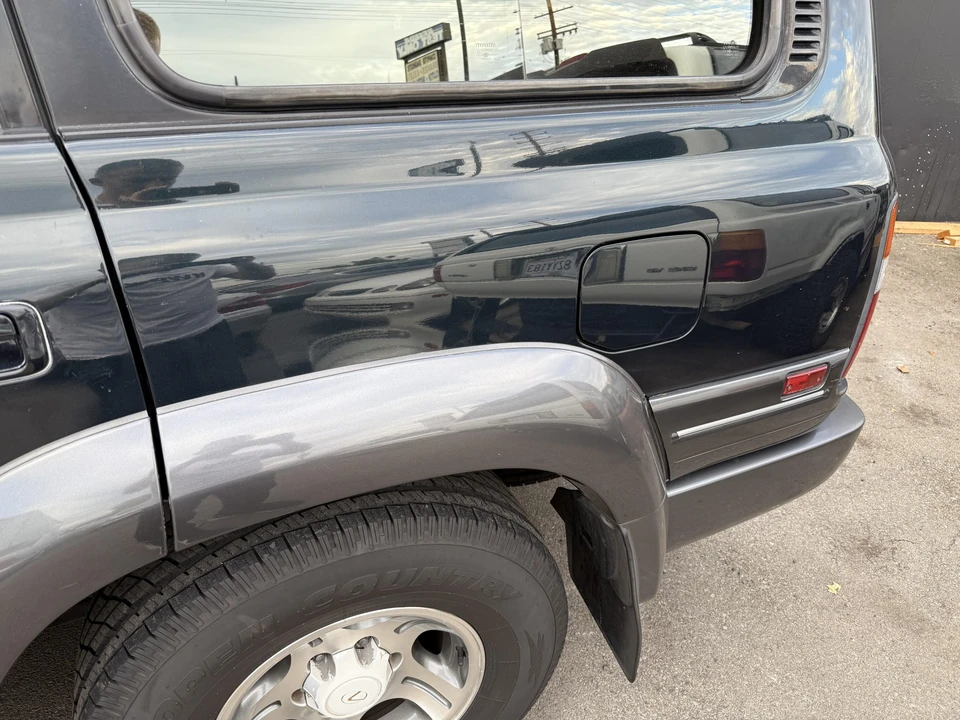1997 Lexus LX 1st Gen - Image 22 of 31