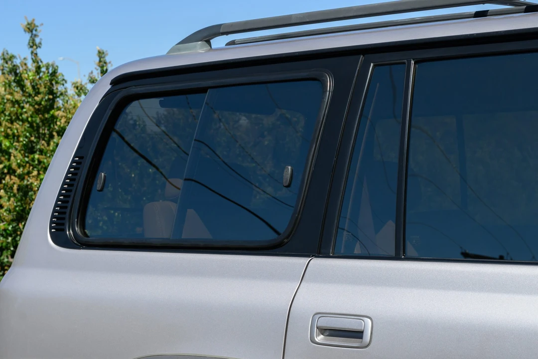 1997 Lexus LX 1st Gen - Image 31 of 31