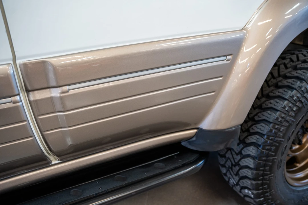 1997 Lexus LX 1st Gen - Image 25 of 31