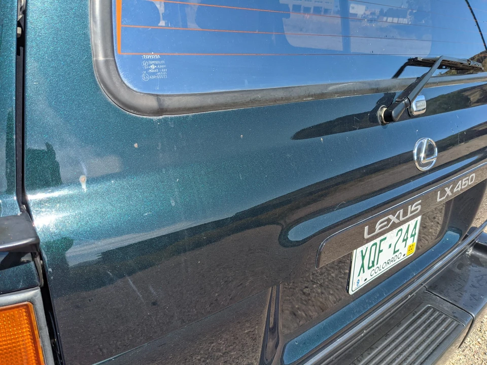 1997 Lexus LX 1st Gen - Image 14 of 31