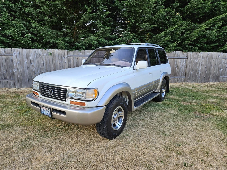 1997 Lexus LX 1st Gen - Image 3 of 31