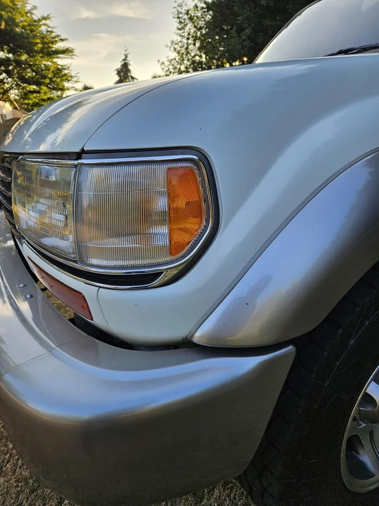 1997 Lexus LX 1st Gen - Image 18 of 31