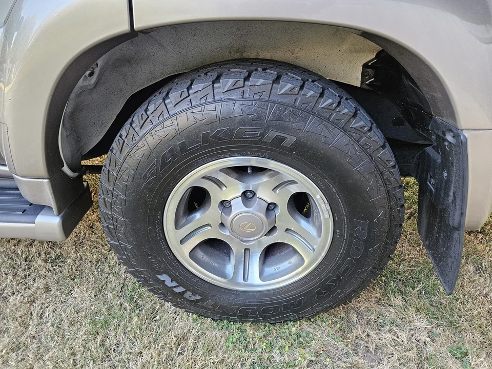 1997 Lexus LX 1st Gen - Image 31 of 31