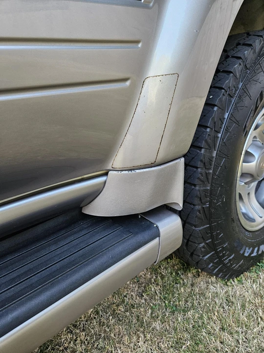 1997 Lexus LX 1st Gen - Image 28 of 31