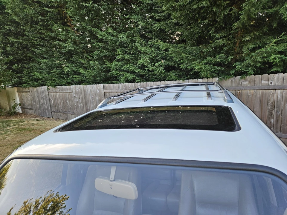 1997 Lexus LX 1st Gen - Image 24 of 31