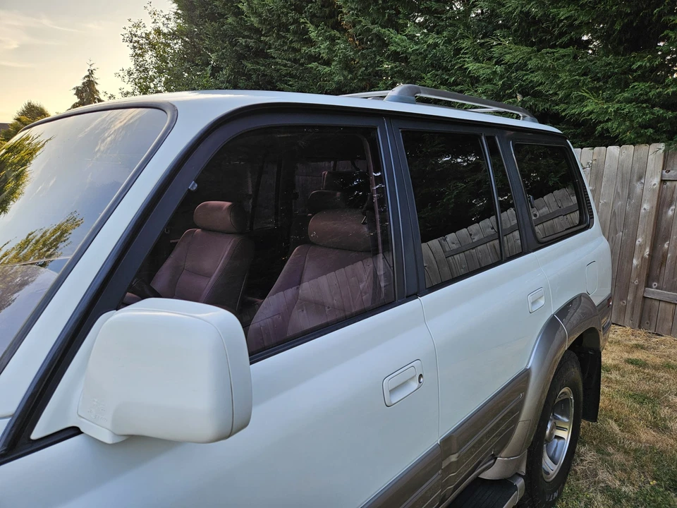 1997 Lexus LX 1st Gen - Image 12 of 31