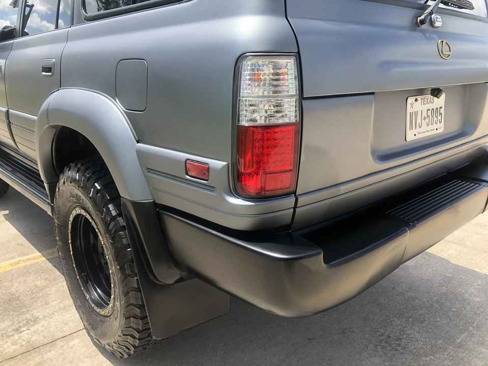 1997 Lexus LX 1st Gen - Image 25 of 31