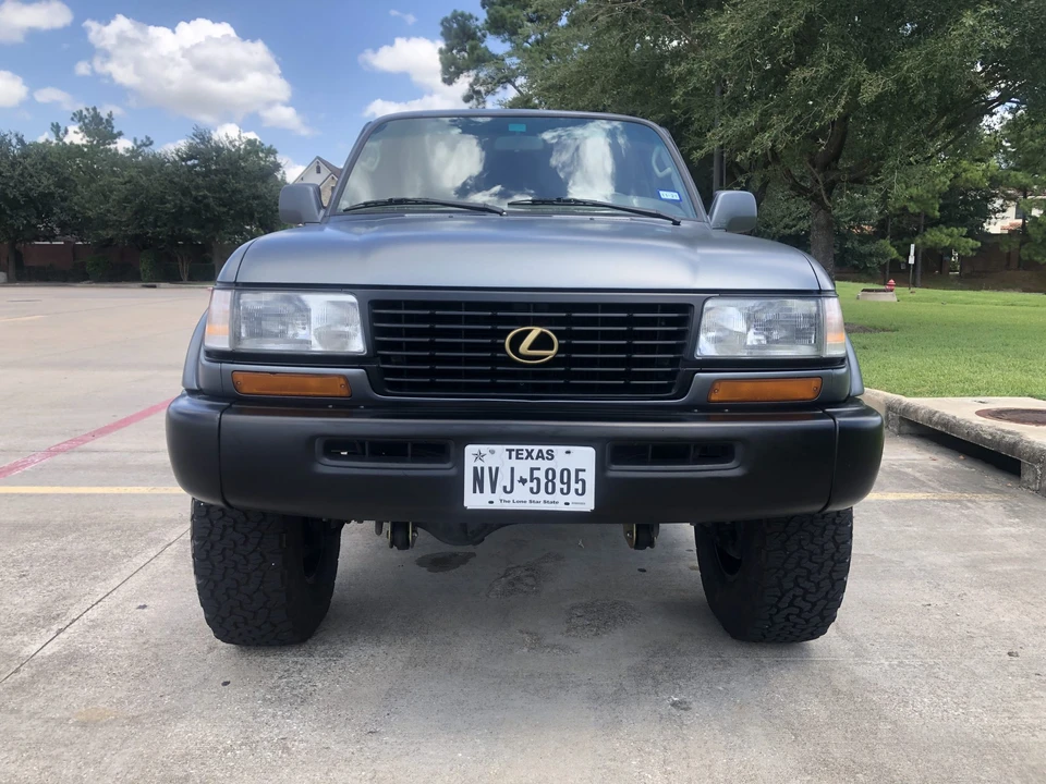 1997 Lexus LX 1st Gen - Image 16 of 31
