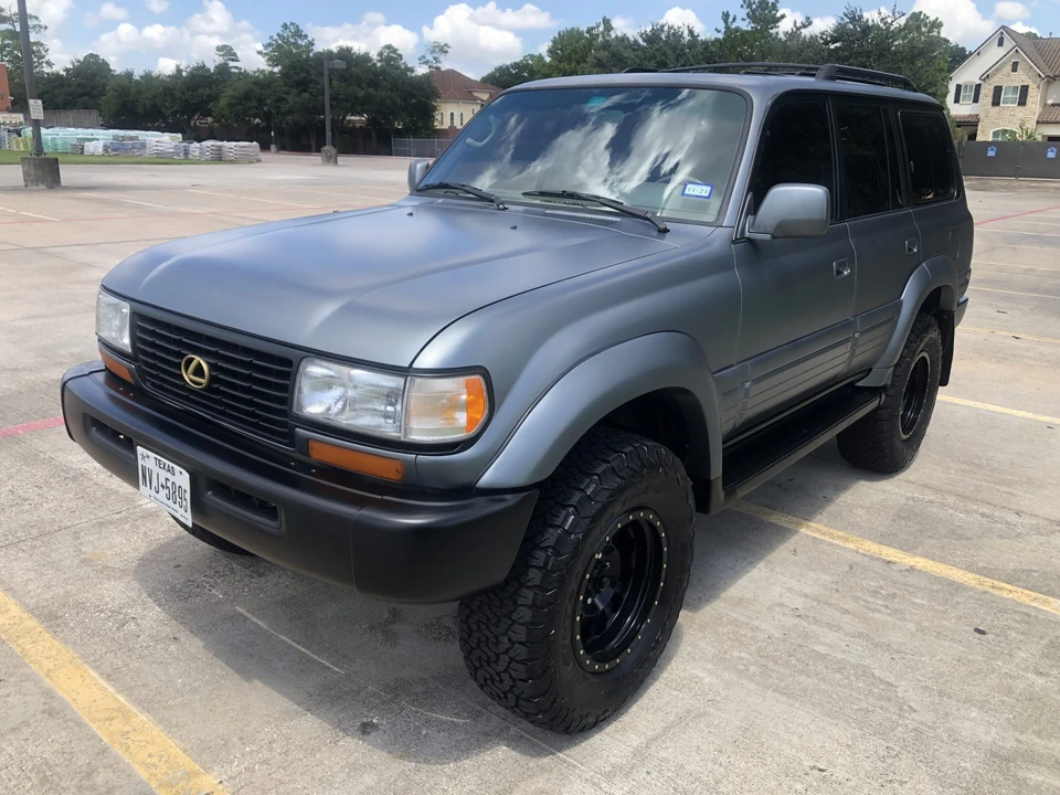 1997 Lexus LX 1st Gen - Image 14 of 31