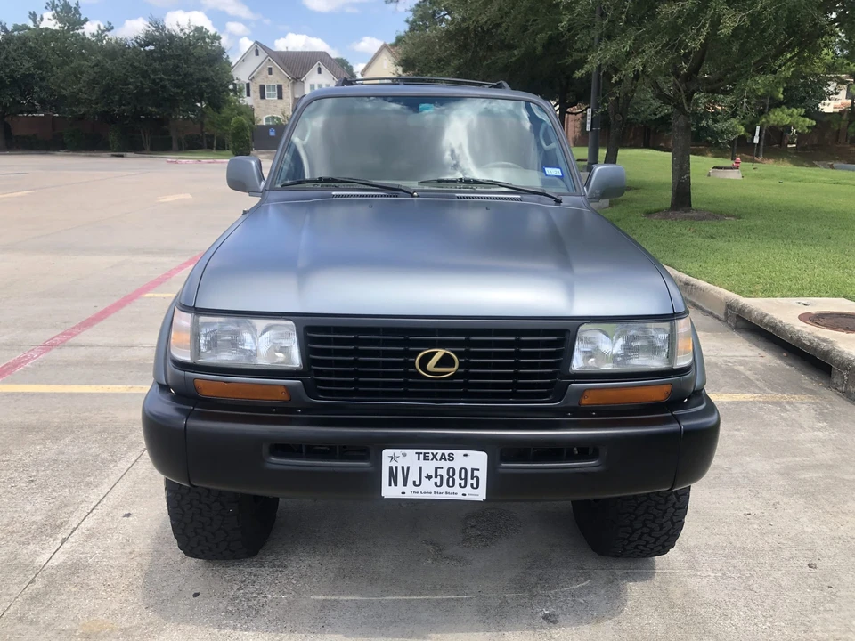 1997 Lexus LX 1st Gen - Image 15 of 31