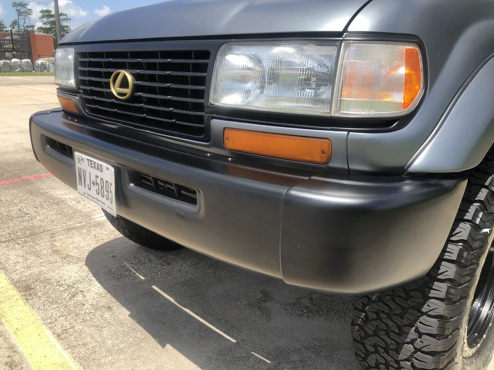 1997 Lexus LX 1st Gen - Image 27 of 31