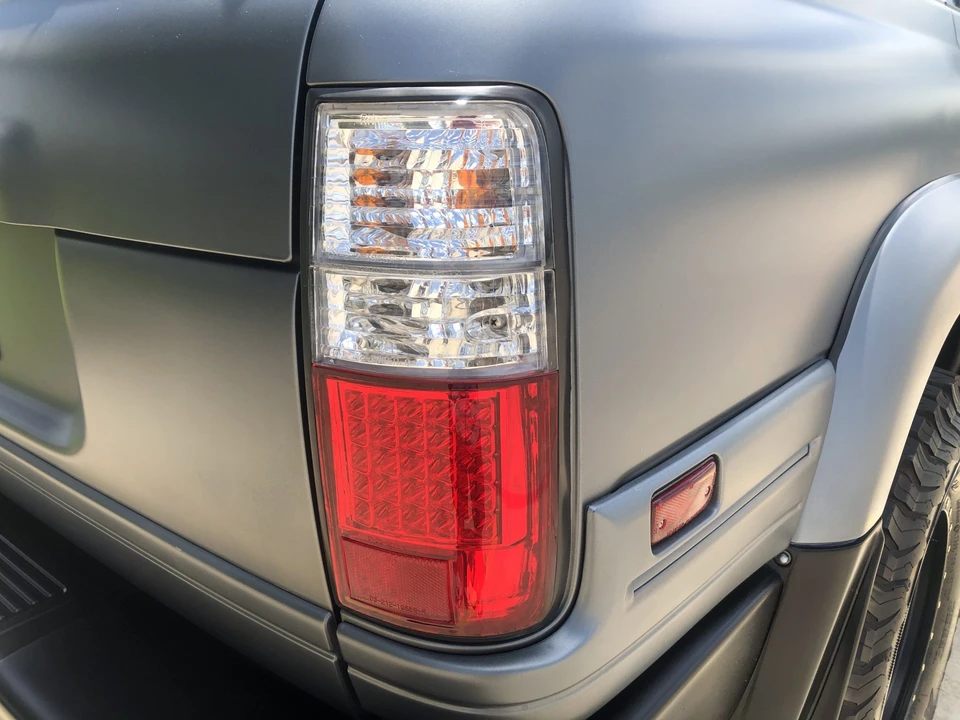 1997 Lexus LX 1st Gen - Image 22 of 31