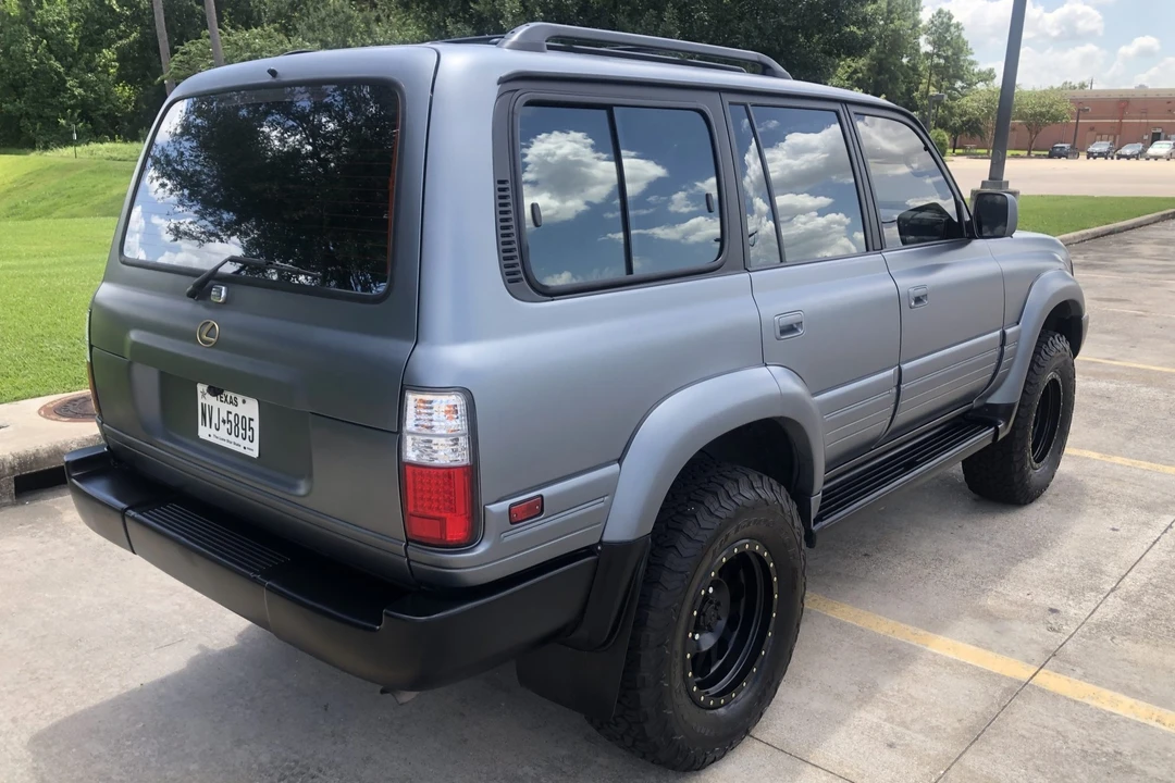 1997 Lexus LX 1st Gen - Image 6 of 31