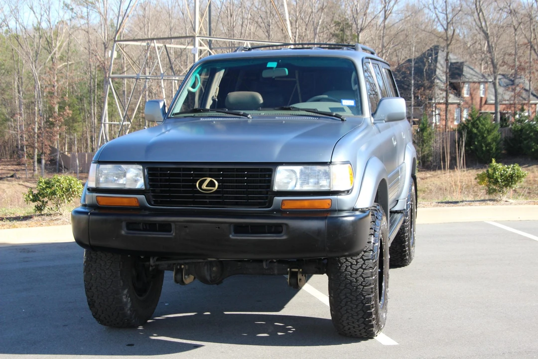 1997 Lexus LX 1st Gen - Image 8 of 31