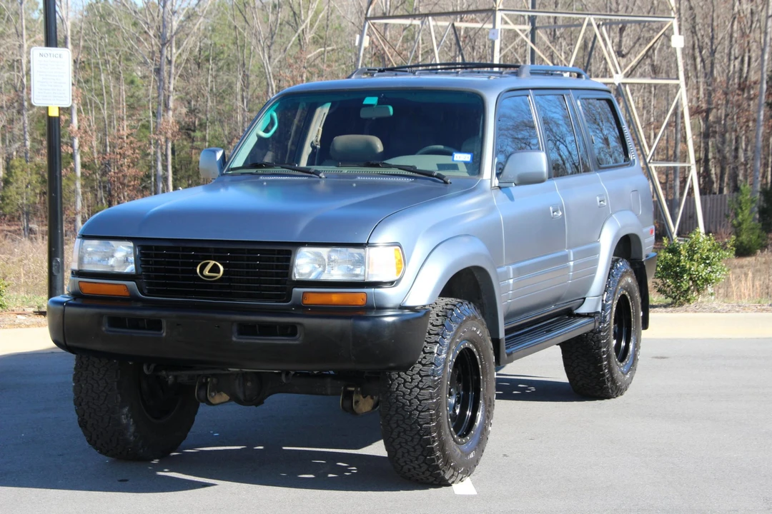 1997 Lexus LX 1st Gen - Image 6 of 31