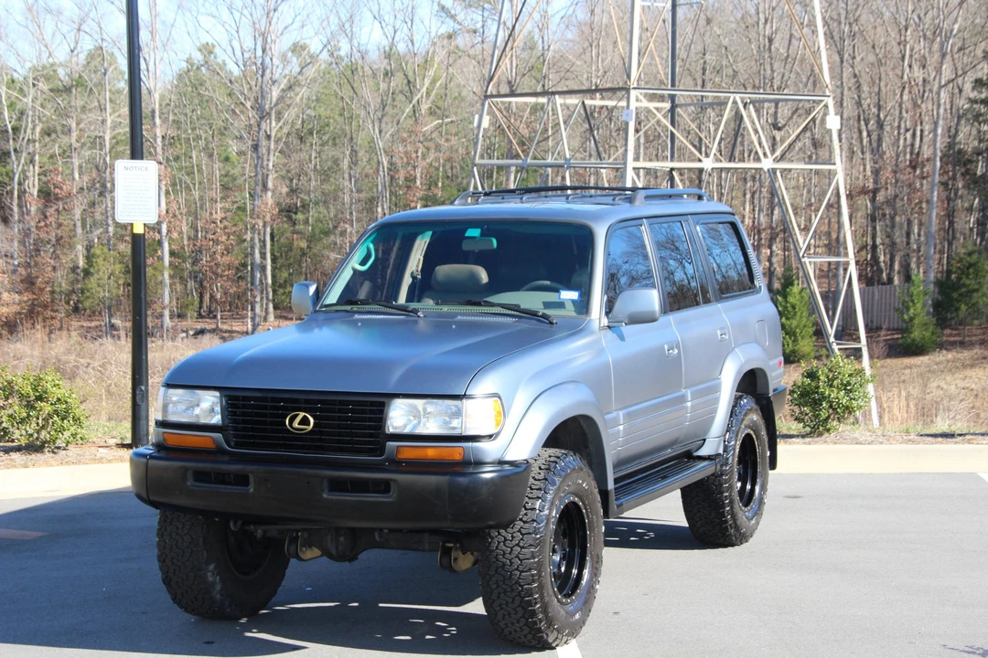 1997 Lexus LX 1st Gen - Image 7 of 31
