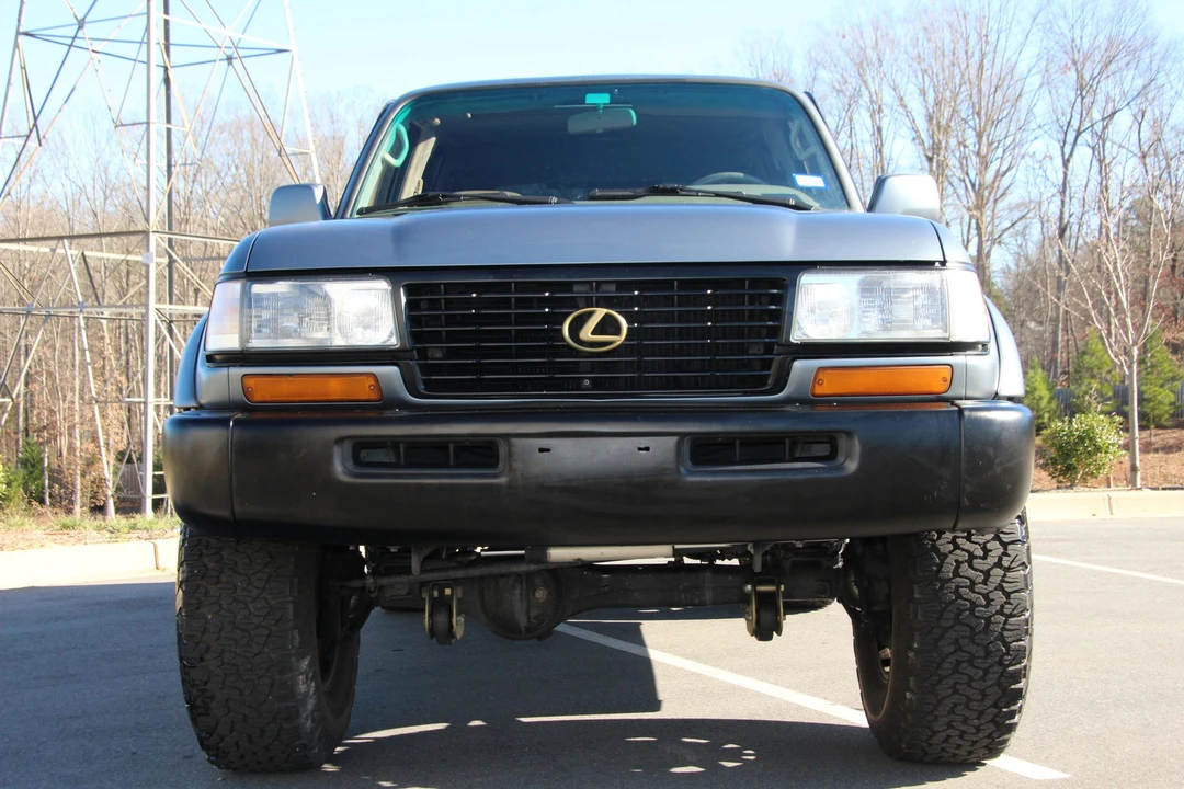 1997 Lexus LX 1st Gen - Image 10 of 31