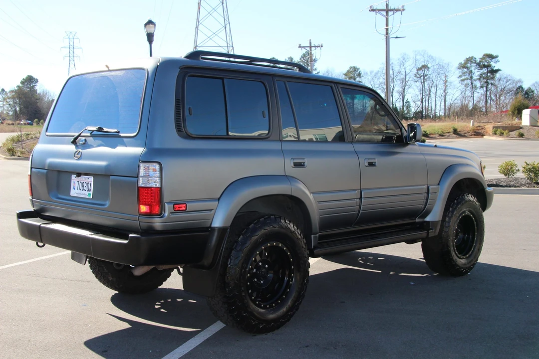 1997 Lexus LX 1st Gen - Image 20 of 31